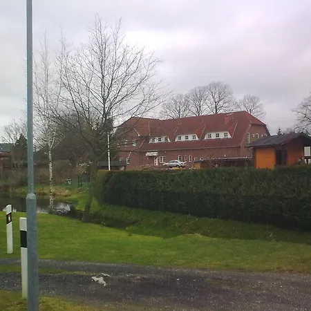 ホテル Landpension Strenz - Monteurunterkunft 2*