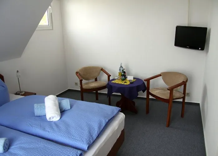 Landpension Strenz - Monteurunterkunft Hotel Lüssow